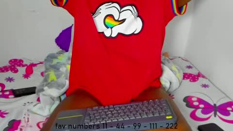 Snapshot of aphrodites_ass chatting on April 27, 2026, 7:17 am Tati Colombian online show from April 27, 2026, 7:17 am