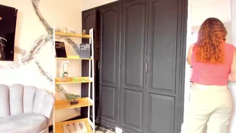 aphrodite online show from March 23, 2026, 9:41 pm