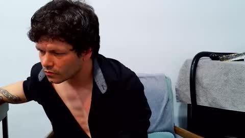 Snapshot of apocalypse_cream chatting on March 2, 2026, 12:57 am apocalypse_cream online show from March 2, 2026, 12:57 am