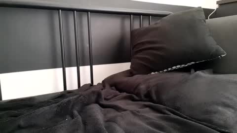 apollobest77 online show from October 1, 2025, 12:22 pm