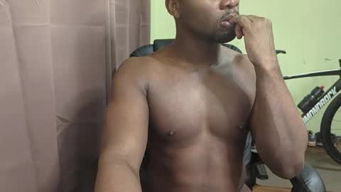 apollodarkmn online show from March 30, 2026, 7:04 pm
