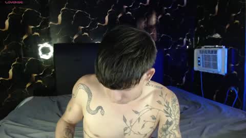 Snapshot of apolo01_ chatting on May 11, 2026, 9:45 pm Apolo online show from May 11, 2026, 9:45 pm