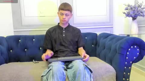   online show from March 17, 2026, 1:54 am