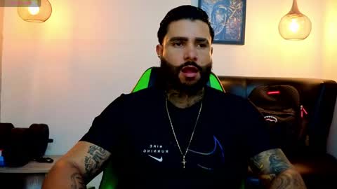 Snapshot of apolo_ryder chatting on May 25, 2026, 9:54 pm APOLO online show from May 25, 2026, 9:54 pm
