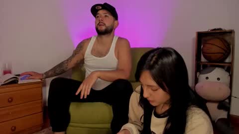 Snapshot of apolorising_ chatting on October 1, 2025, 2:39 am Lola  Apolo online show from October 1, 2025, 2:39 am