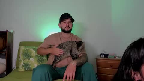 Snapshot of apolorising_ chatting on October 13, 2025, 1:27 am Lola  Apolo online show from October 13, 2025, 1:27 am