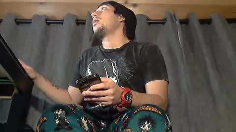 aponthier151 online show from November 18, 2025, 6:51 am