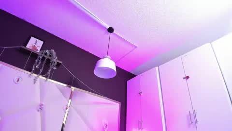 April online show from January 7, 2026, 11:34 am