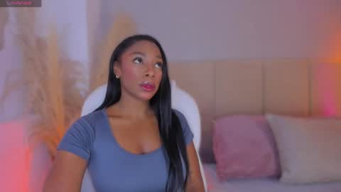 Snapshot of april_ebony18_ chatting on May 25, 2026, 10:43 am April online show from May 25, 2026, 10:43 am