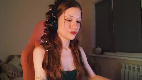 Snapshot of april_felicity chatting on July 5, 2026, 8:05 pm April online show from July 5, 2026, 8:05 pm