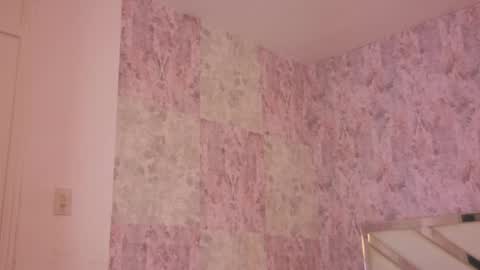 Isabella online show from April 1, 2026, 10:18 pm