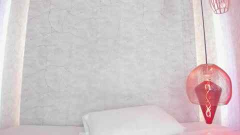 Snapshot of aprilalen chatting on February 11, 2025, 7:02 am April online show from February 11, 2025, 7:02 am