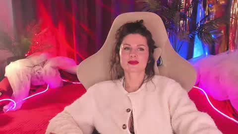 aprill_o_nill online show from February 10, 2026, 5:28 pm