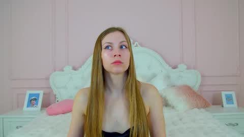 Snapshot of aprilsprins chatting on April 20, 2026, 4:26 am AprilSpring online show from April 20, 2026, 4:26 am