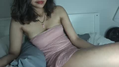 Snapshot of aproditelily495 chatting on October 24, 2025, 8:00 am LilyinTheWild online show from October 24, 2025, 8:00 am