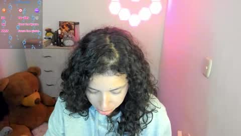 aqua emilly online show from March 9, 2026, 10:58 pm