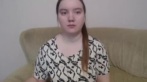 Josefin online show from February 24, 2026, 4:54 am