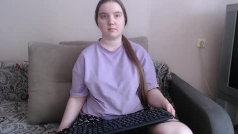 Josefin online show from March 15, 2026, 6:08 am