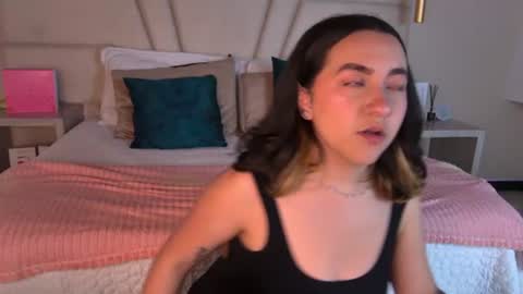 Snapshot of arabella__1 chatting on June 13, 2026, 1:14 am Arabella online show from June 13, 2026, 1:14 am