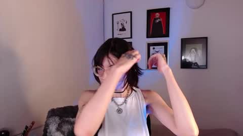 Arabella online show from November 8, 2025, 3:39 am