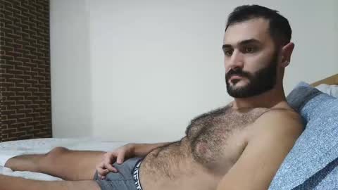 hairycub online show from January 29, 2025, 2:32 pm