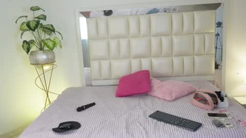   online show from January 26, 2025, 8:36 am