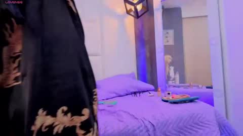 Aranza online show from April 16, 2026, 1:45 pm