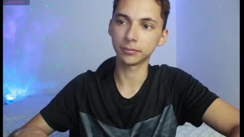 Snapshot of archi_love chatting on March 1, 2025, 8:45 am ARCHIBALDO online show from March 1, 2025, 8:45 am