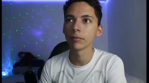 Snapshot of archi_love chatting on March 8, 2025, 3:39 am ARCHIBALDO online show from March 8, 2025, 3:39 am