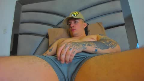 Archie online show from October 31, 2025, 3:07 am