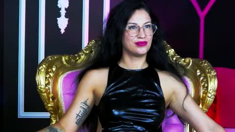 Snapshot of areina chatting on June 6, 2026, 6:18 am Areina online show from June 6, 2026, 6:18 am