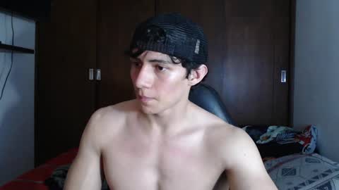 Snapshot of ares_aestheticgod chatting on January 10, 2025, 2:25 am Ares D online show from January 10, 2025, 2:25 am