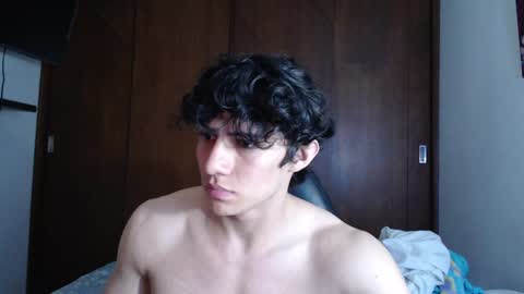 Snapshot of ares_aestheticgod chatting on February 8, 2025, 2:26 am Ares D online show from February 8, 2025, 2:26 am