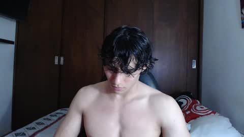 Snapshot of ares_aestheticgod chatting on February 21, 2025, 2:39 am Ares D online show from February 21, 2025, 2:39 am