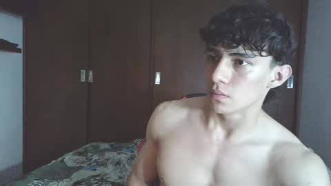Snapshot of ares_aestheticgod chatting on October 12, 2025, 2:43 am Ares D online show from October 12, 2025, 2:43 am