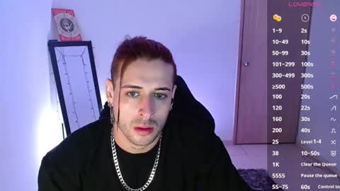 Snapshot of ares_blue chatting on February 25, 2025, 11:08 am ares blue online show from February 25, 2025, 11:08 am