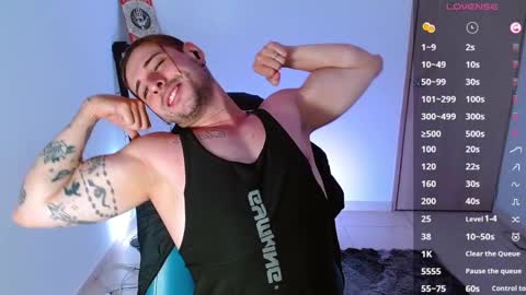 Snapshot of ares_blue chatting on March 5, 2025, 12:44 pm ares blue online show from March 5, 2025, 12:44 pm