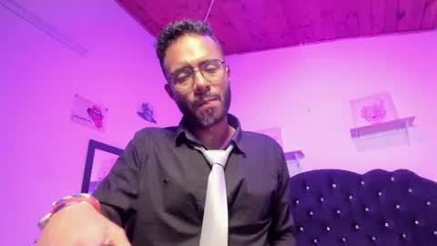 Snapshot of arez_vortex_ chatting on June 18, 2026, 8:35 pm Alex Cortez online show from June 18, 2026, 8:35 pm