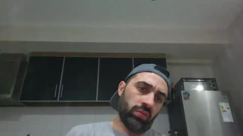 Snapshot of arg31 chatting on February 25, 2025, 4:35 am arg31 online show from February 25, 2025, 4:35 am