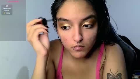 Bella online show from October 6, 2025, 8:50 pm