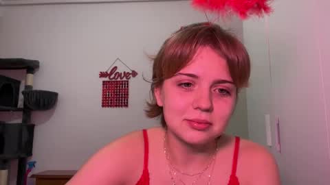 ari_crystal online show from February 13, 2026, 4:58 pm