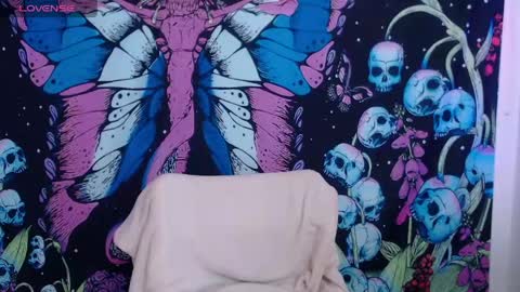 Ahri James online show from May 22, 2026, 10:15 pm