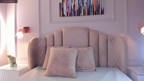 Aria  online show from January 5, 2025, 2:27 am