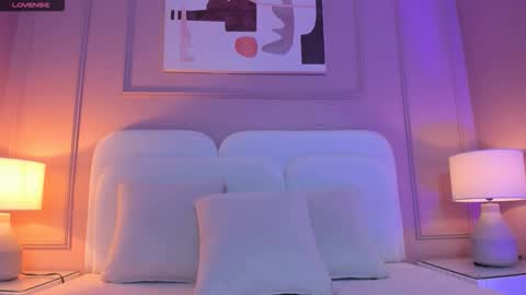 Snapshot of aria_greco chatting on February 4, 2026, 2:50 am Aria online show from February 4, 2026, 2:50 am