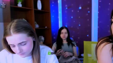 Luna online show from January 10, 2026, 6:37 am