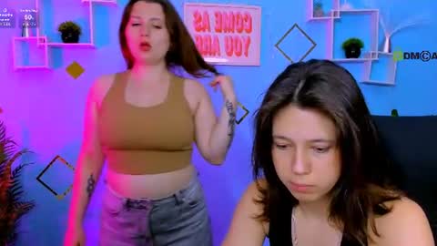 aria_wild_ online show from July 4, 2026, 7:31 pm