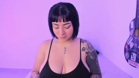 Snapshot of aria_x_orien chatting on February 20, 2026, 3:12 pm Aria and Orien online show from February 20, 2026, 3:12 pm