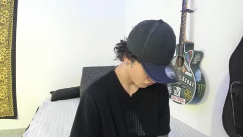 Snapshot of aria_x_orien chatting on February 25, 2026, 2:48 pm Aria and Orien online show from February 25, 2026, 2:48 pm