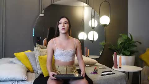 Ariaa online show from July 15, 2026, 6:46 pm