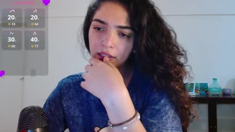 ariagal online show from February 13, 2026, 2:57 pm